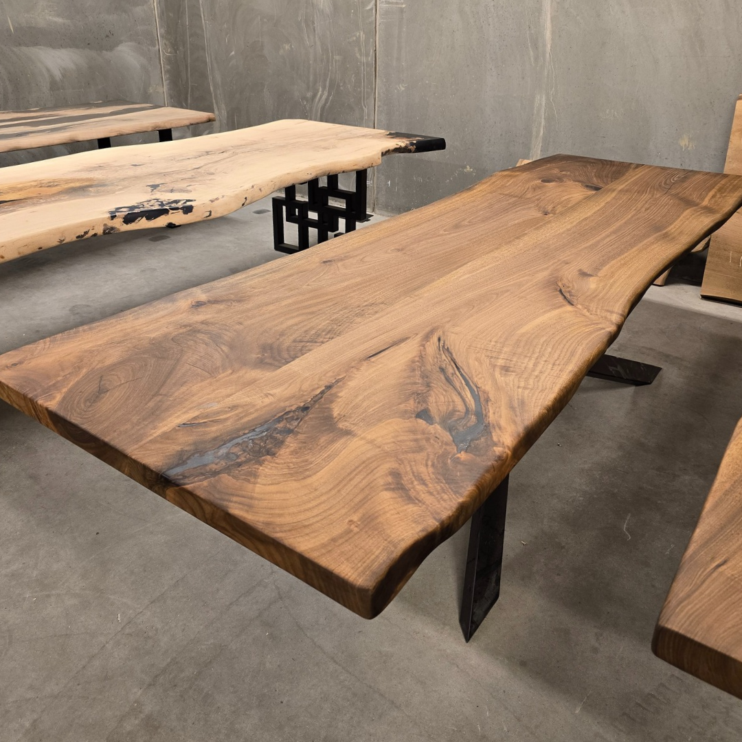 Plankebord i Valnød - 300×100 cm