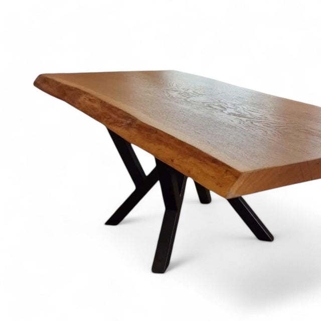 Sofabord i egetræ – 140x65 cm hel planke