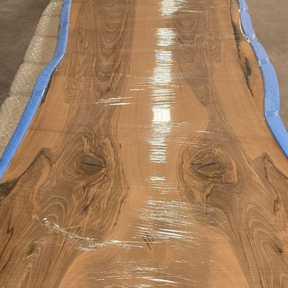 Rå valnøddeplanke 270x100 cm til plankebord på mål