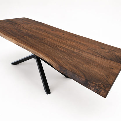 Plankebord i valnød 250x110 cm