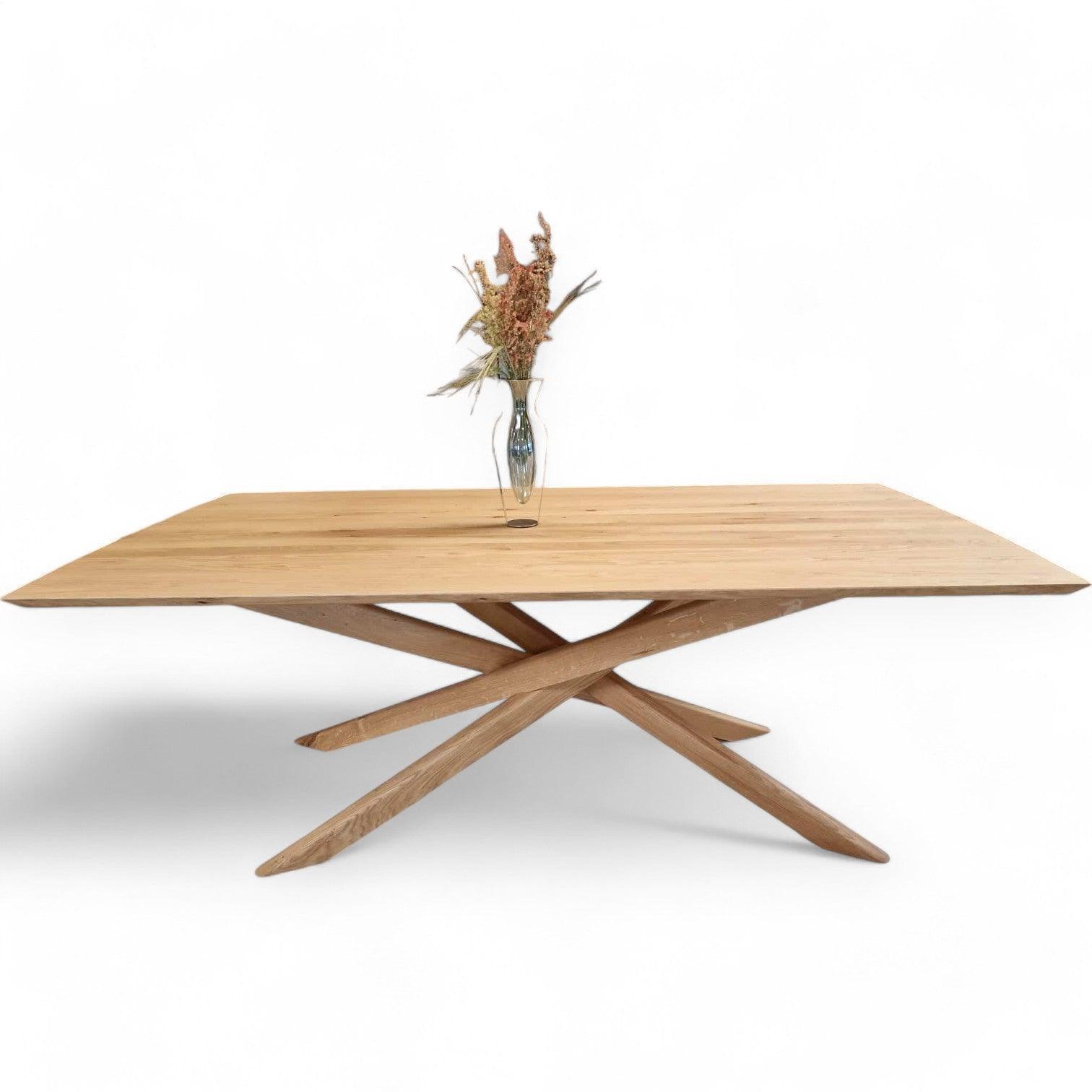 Plankebord i Egetræ – 203×106 cm