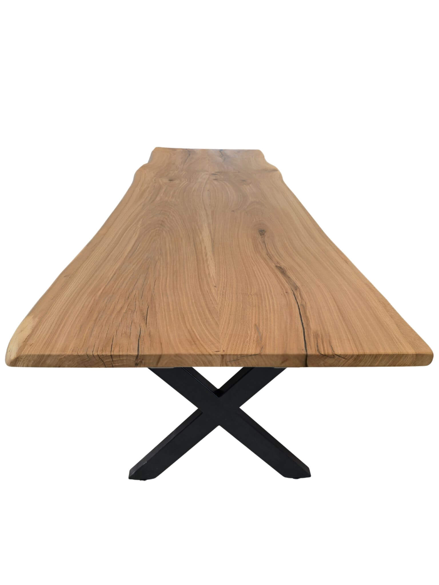 Plankebord i egetræ med naturlige årer og organisk form, sort epoxy samt X-form bordben