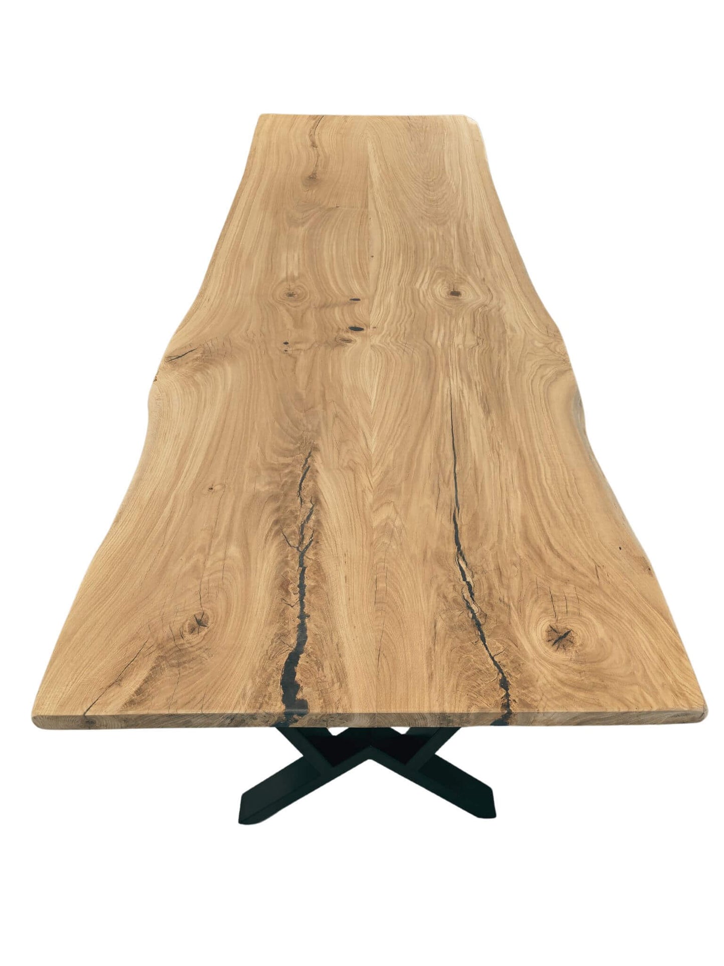 Plankebord i egetræ med naturlige årer og organisk form, sort epoxy samt M-form bordben