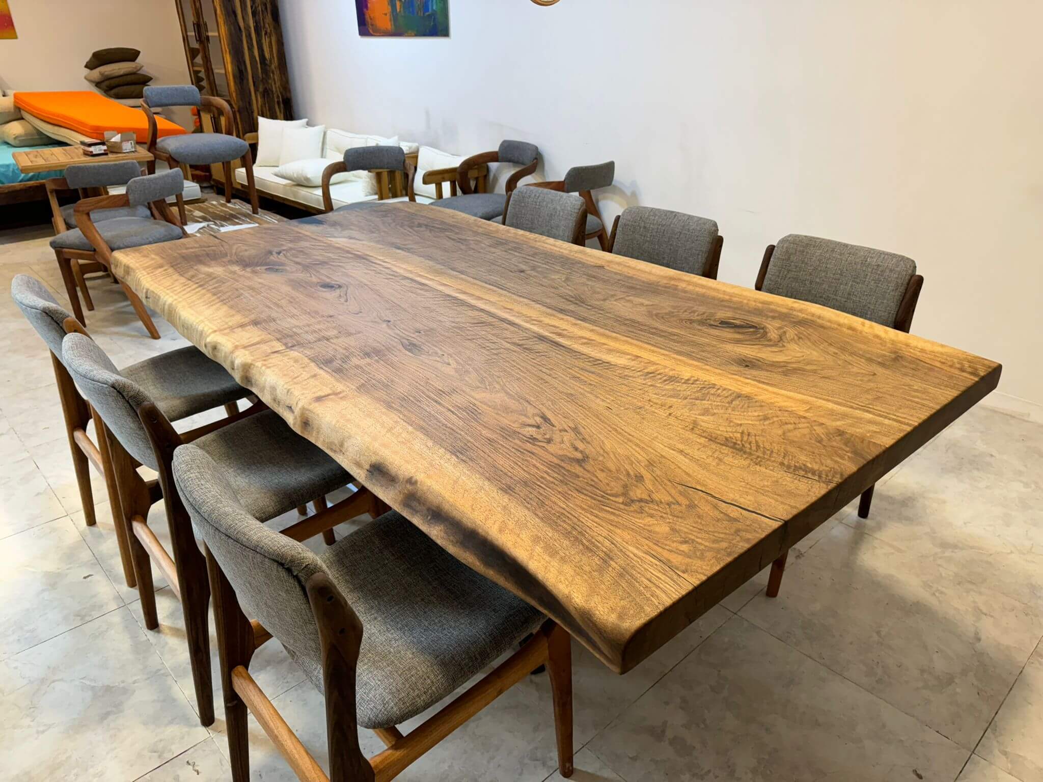 Plankebord i Valnød – 240×130 cm