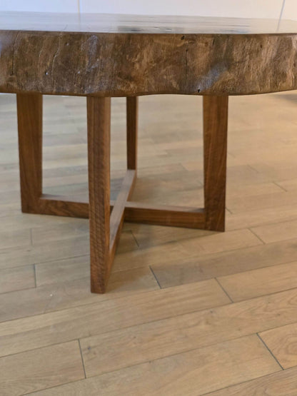 Plankebord Rundt i Platantræ – 170x140 cm