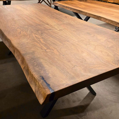 Plankebord i Valnød – 250x100 cm