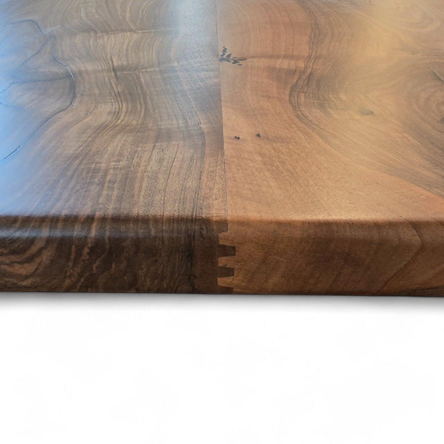 sofabord træ 140x90/100 cm med natur kant