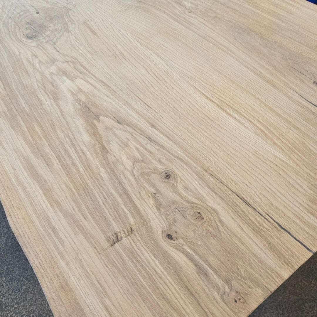 Plankebord i eg – 320x100 cm