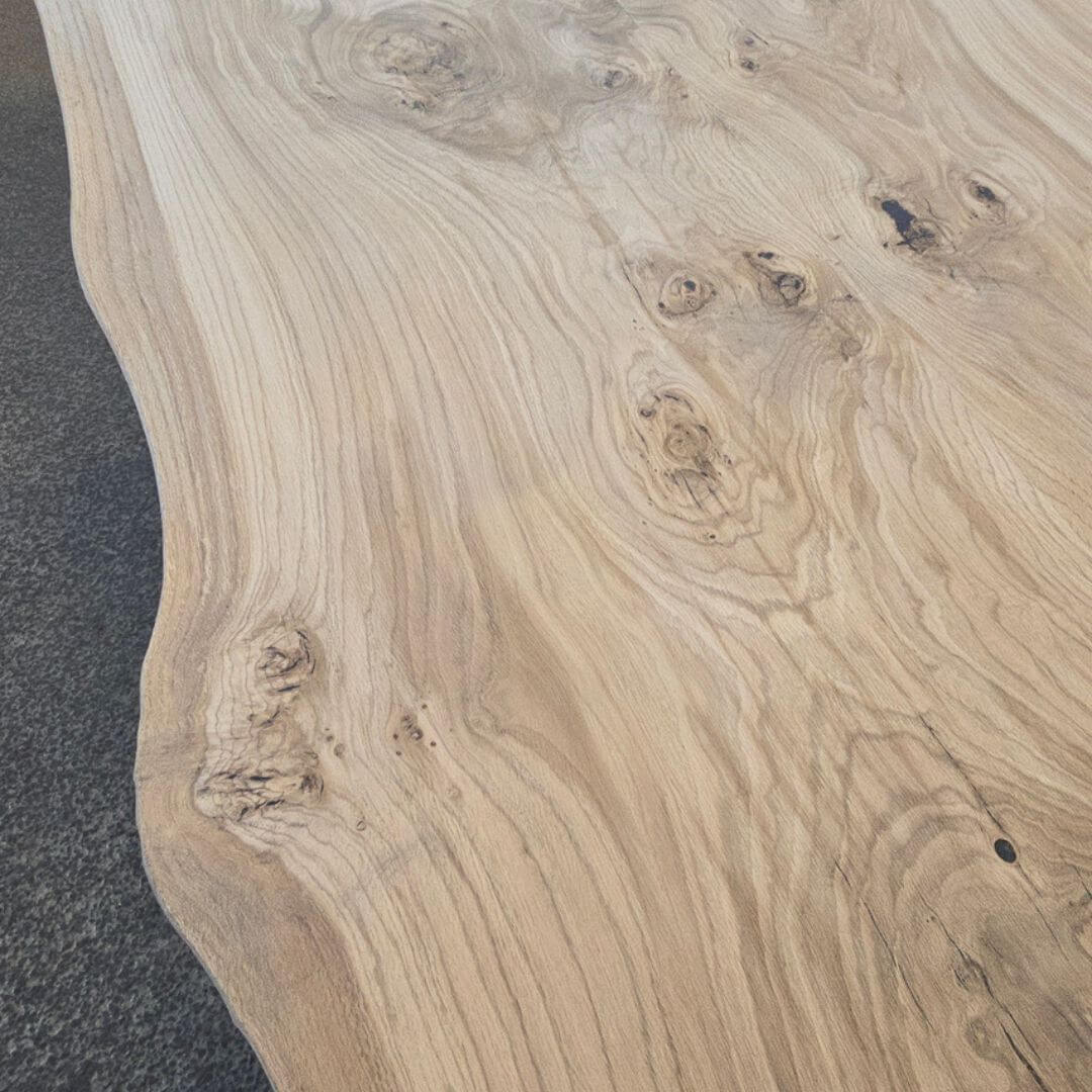 Plankebord i eg – 320x100 cm