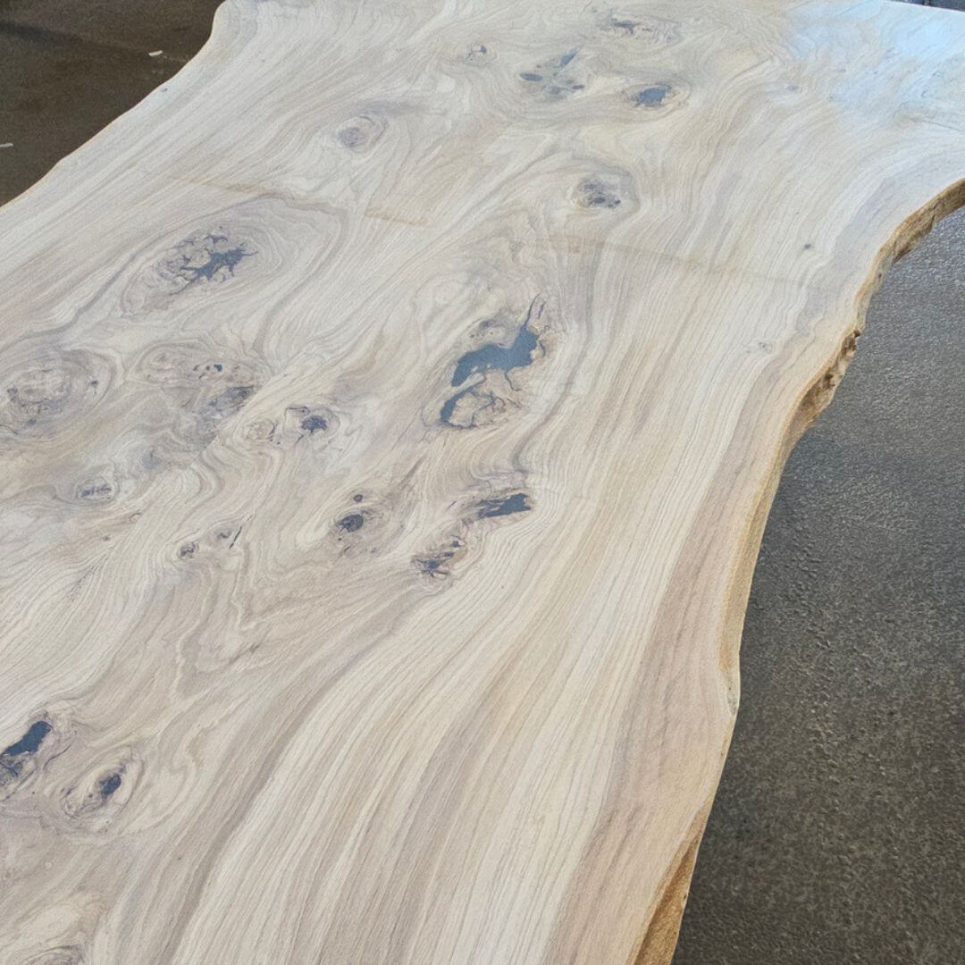 Plankebord i eg – 320x100 cm