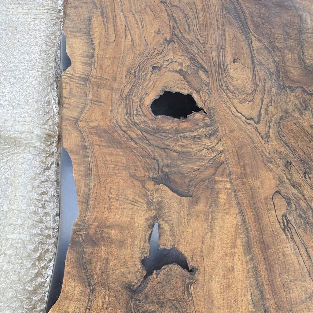 Plankebord i valnød – 260x93-95 cm