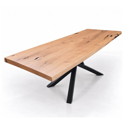 Egetræ plankebord 250 cm med naturkant og mat lakeret overflade