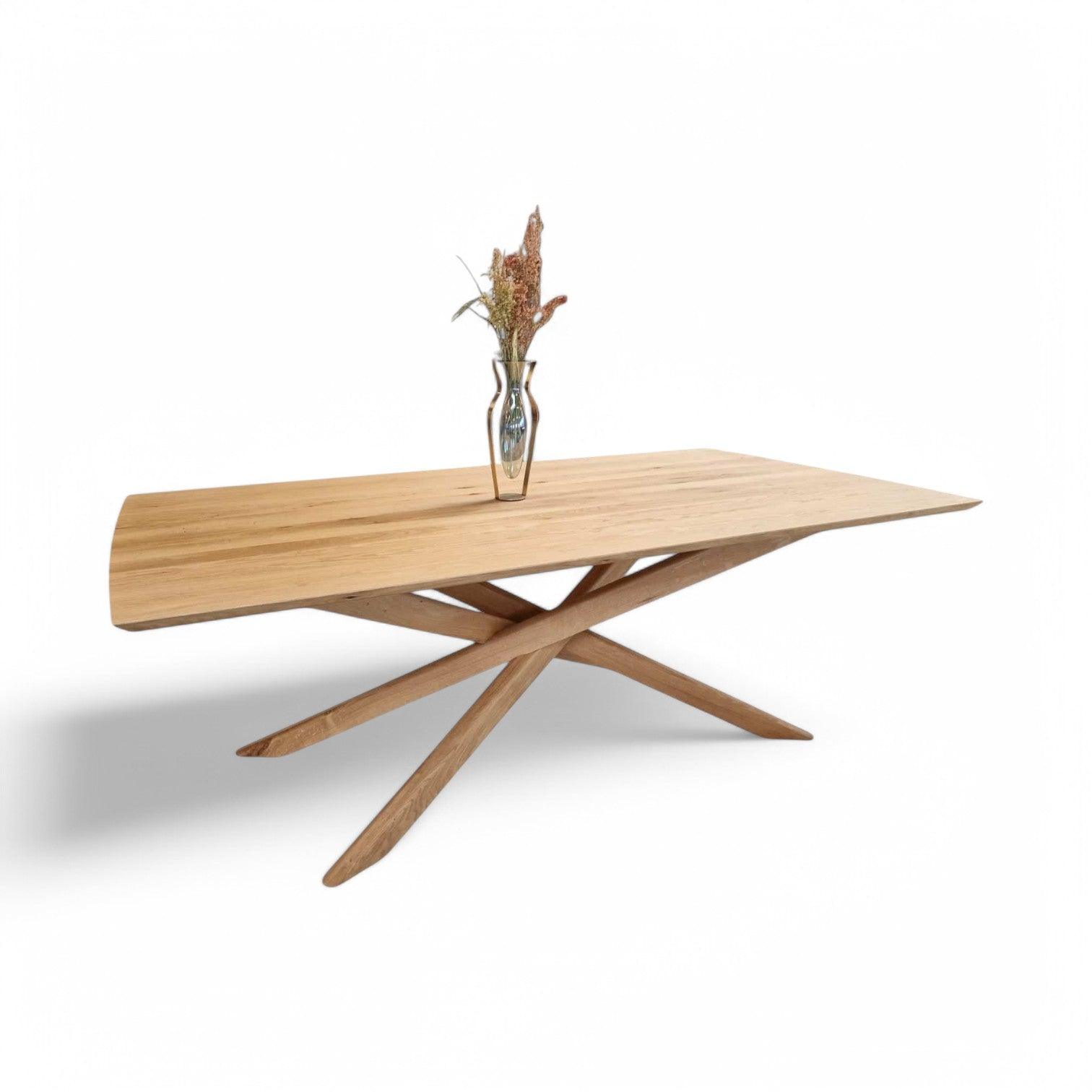 Plankebord i Egetræ – 203×106 cm