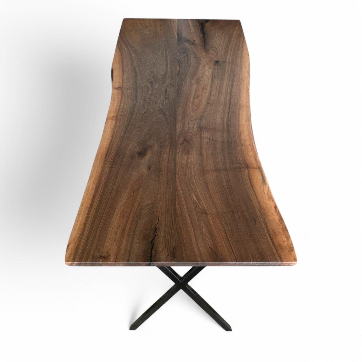Plankebord Valnød med natur kant– 220 x 95-110 cm